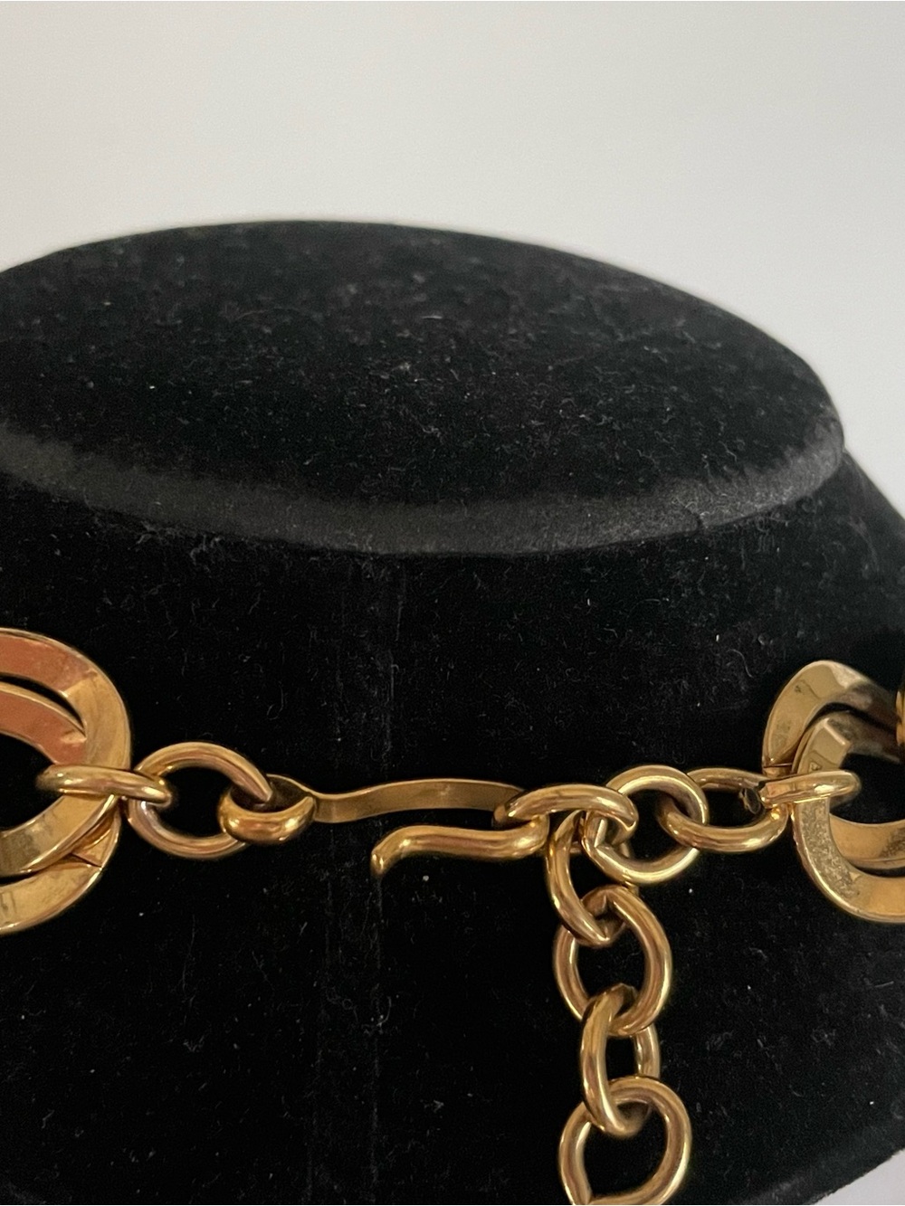 Vtg Monet Gold Tone Chunky Double Curb Chain Statement Necklace Signed 18” - Picture 3 of 5